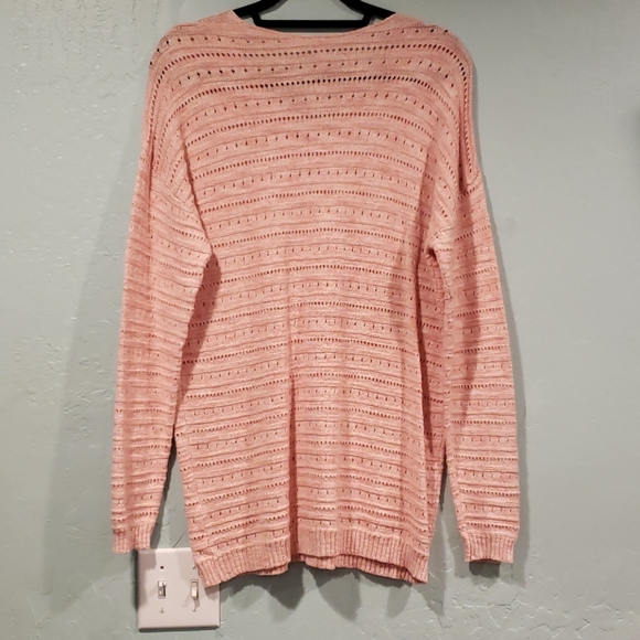 Cozy Rose pink and white knitted loose sweater - Picture 2 of 5